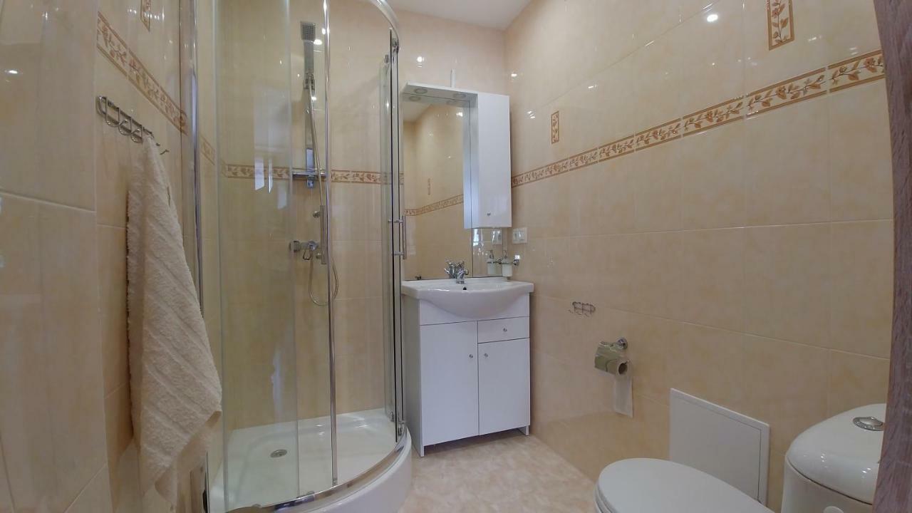 Roza Pustyni Apartment Хшанов Екстериор снимка
