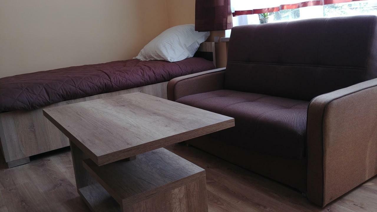 Roza Pustyni Apartment Хшанов Екстериор снимка